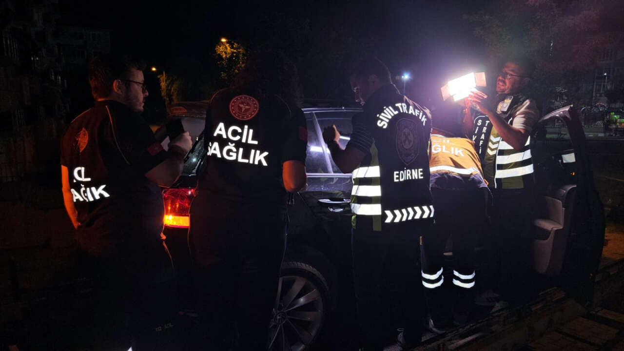 Kazada parmağı koptu! Dakikalarca arandı, bulunamadı 6